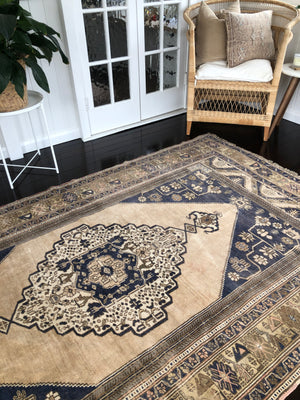 Vintage Turkish Area Rug - Naviah