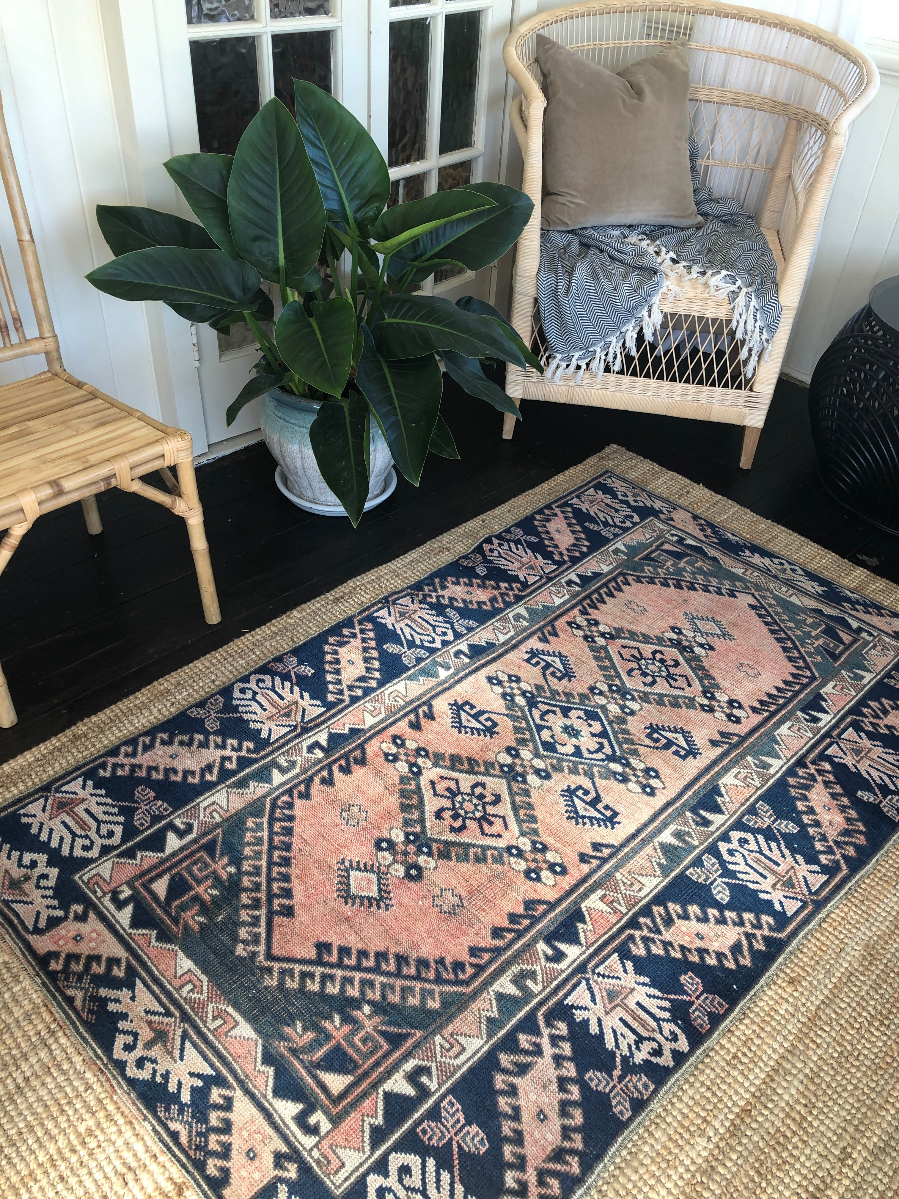 Vintage Turkish Area Rug - Benedicte