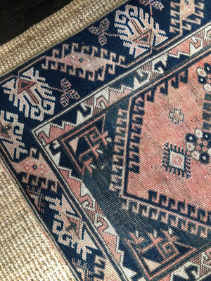 Vintage Turkish Area Rug - Benedicte