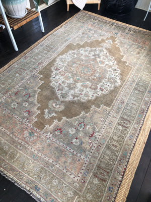 Vintage Turkish Area Rug - Filiz