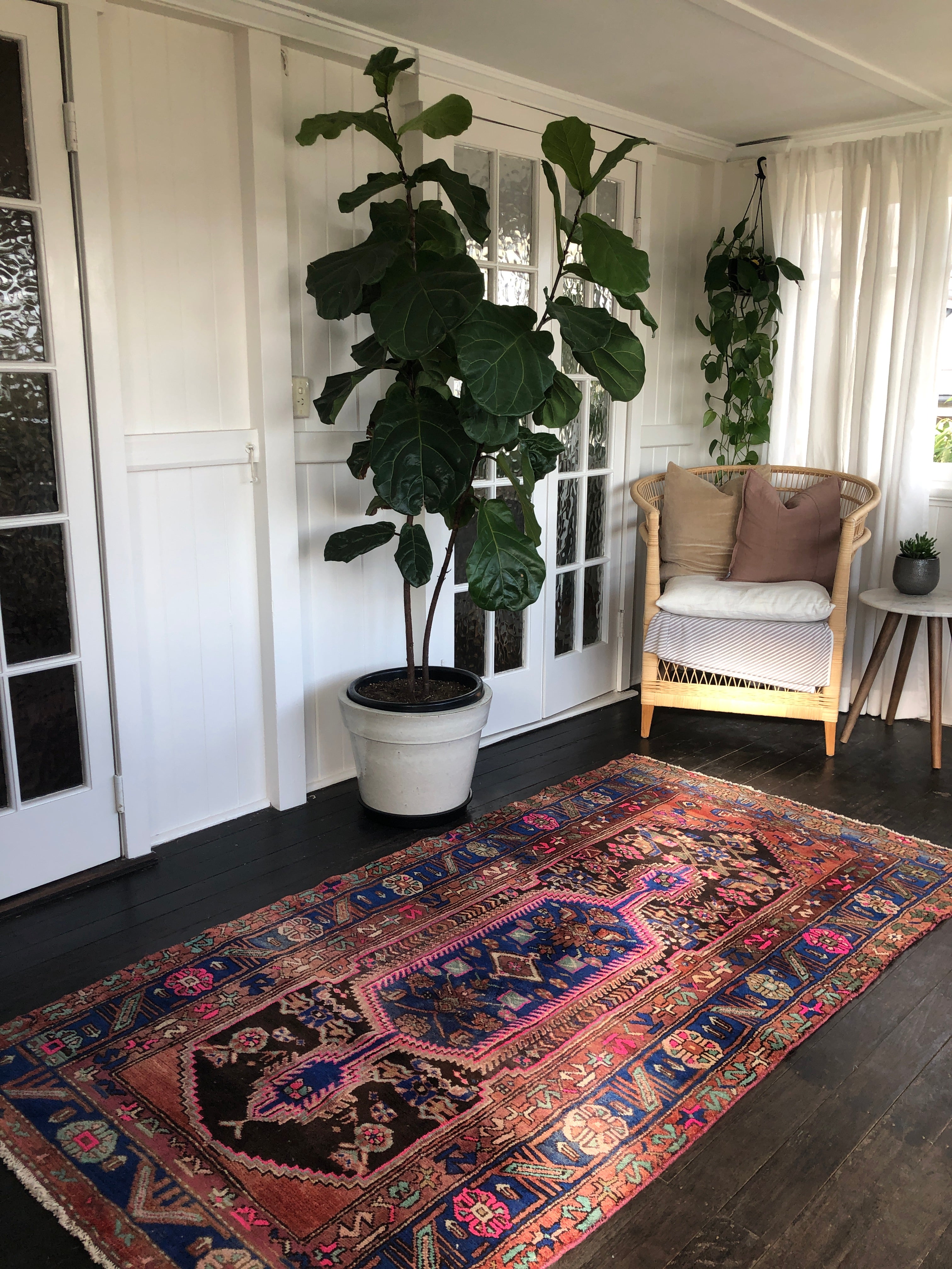 Vintage Persian Area Rug - Flamenco