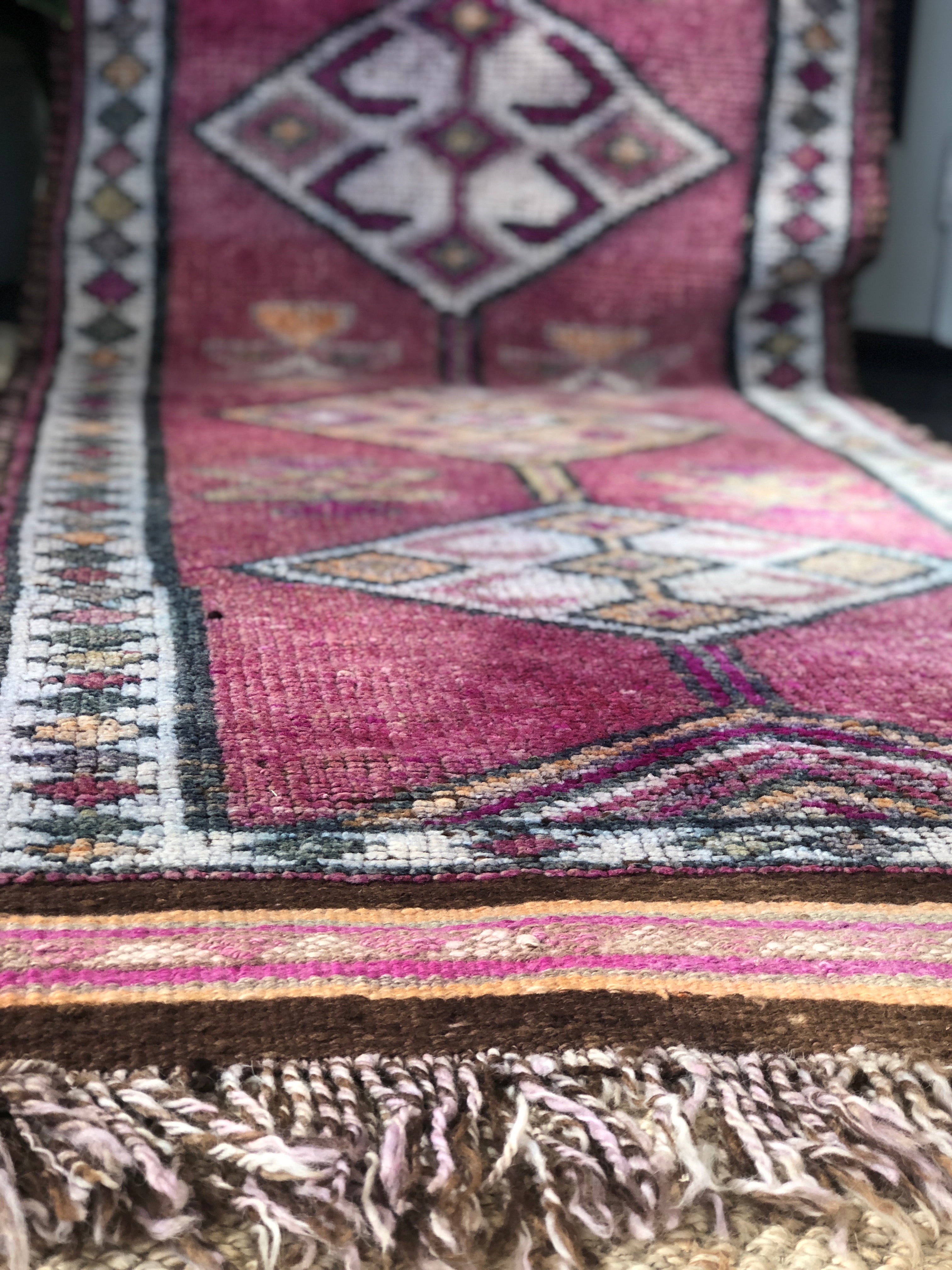 Vintage Turkish Runner - Dahna